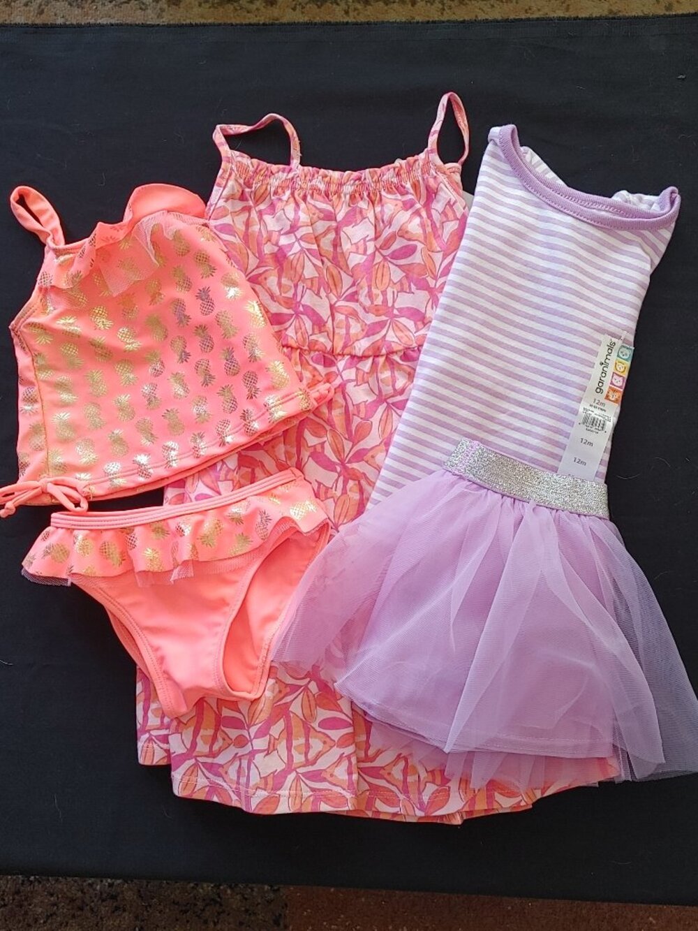 INFANT GIRLS 12 MONTH LOT OF SUMMER CLOTHING